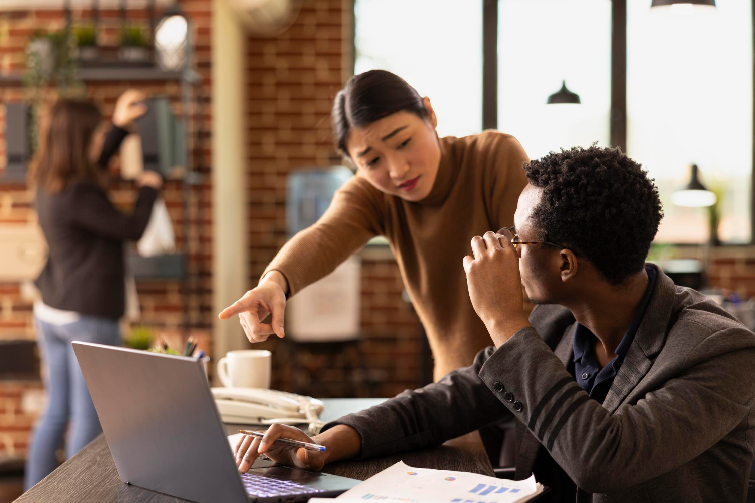 Using AI in a Responsible Way.jpg